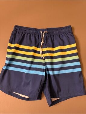 EZRUN Men’s Striped Beach Shorts - Navy & Aqua size Medium